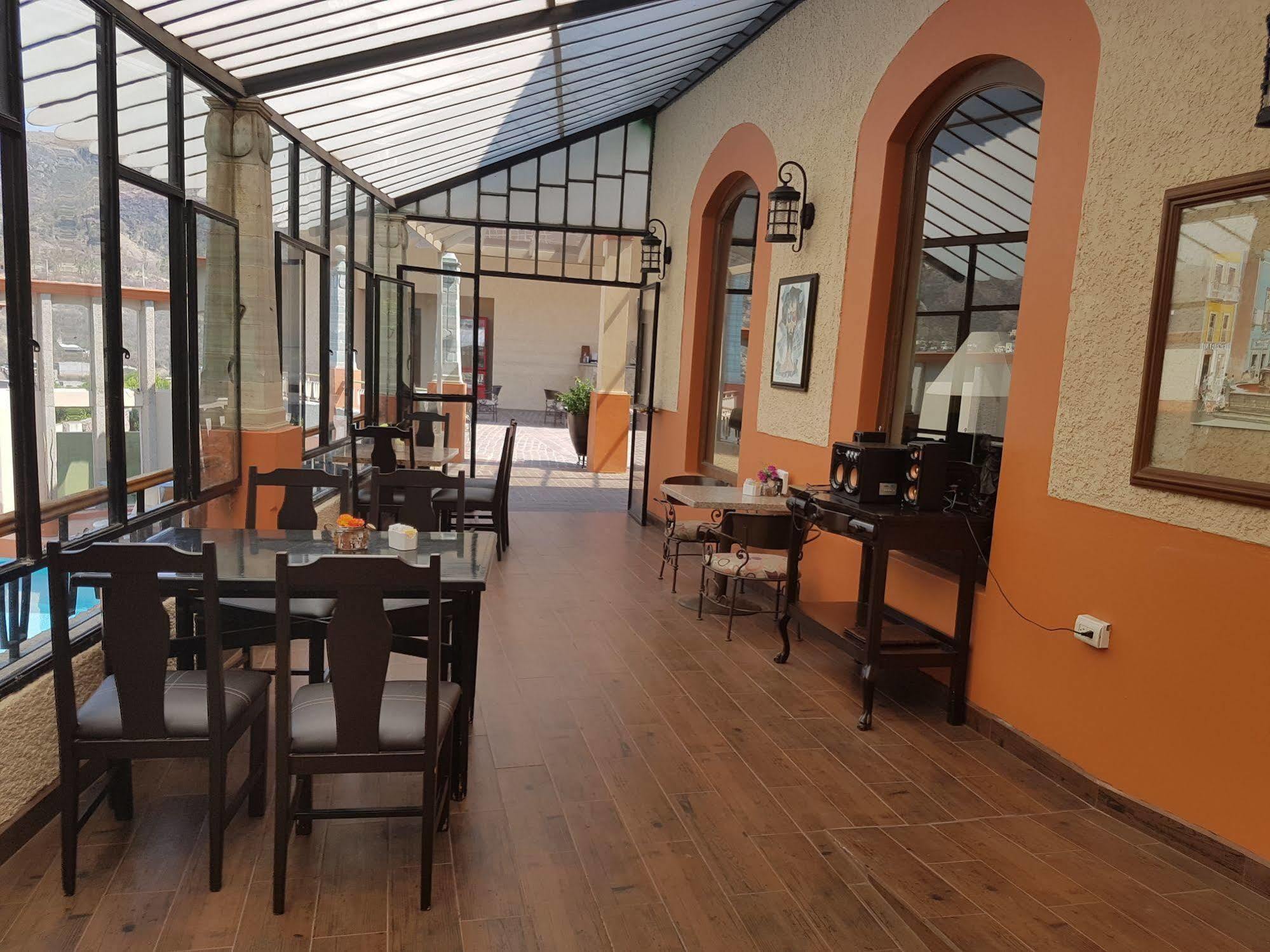 Hotel Paseo De La Presa Guanajuato Extérieur photo